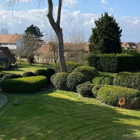 Nyaraló Luxurious Near The Koksijde